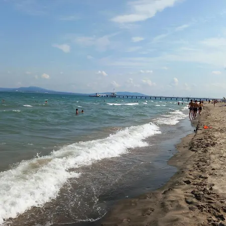 морски оазис Burgas Stad